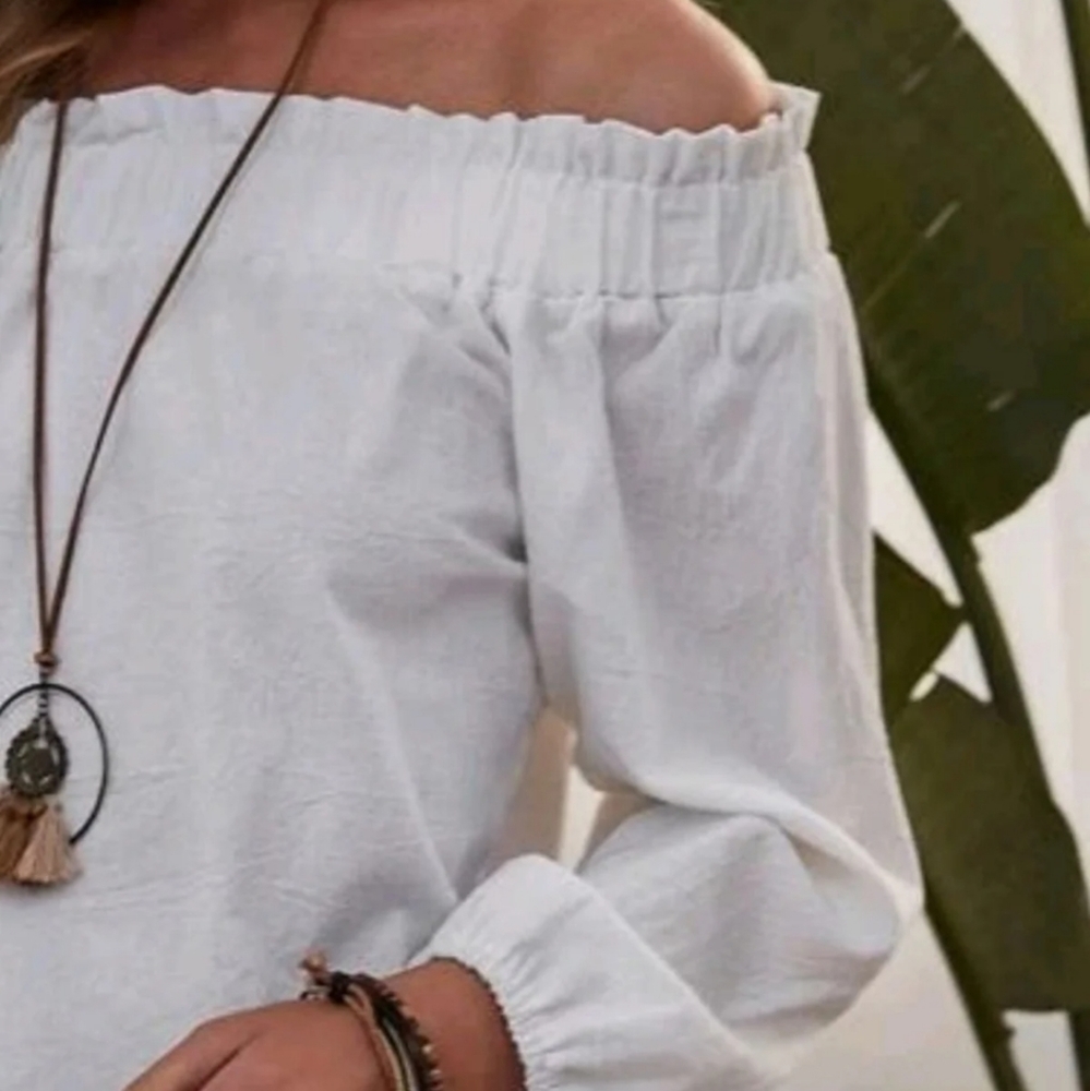 Off-shoulder top - Picture 4 of 7